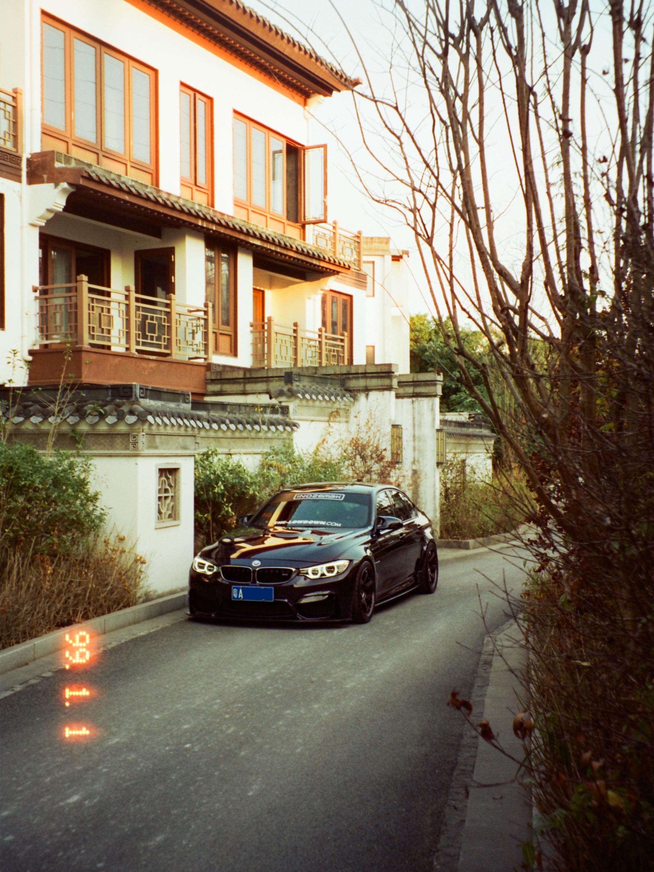 Feel it.🎞️ 400D
