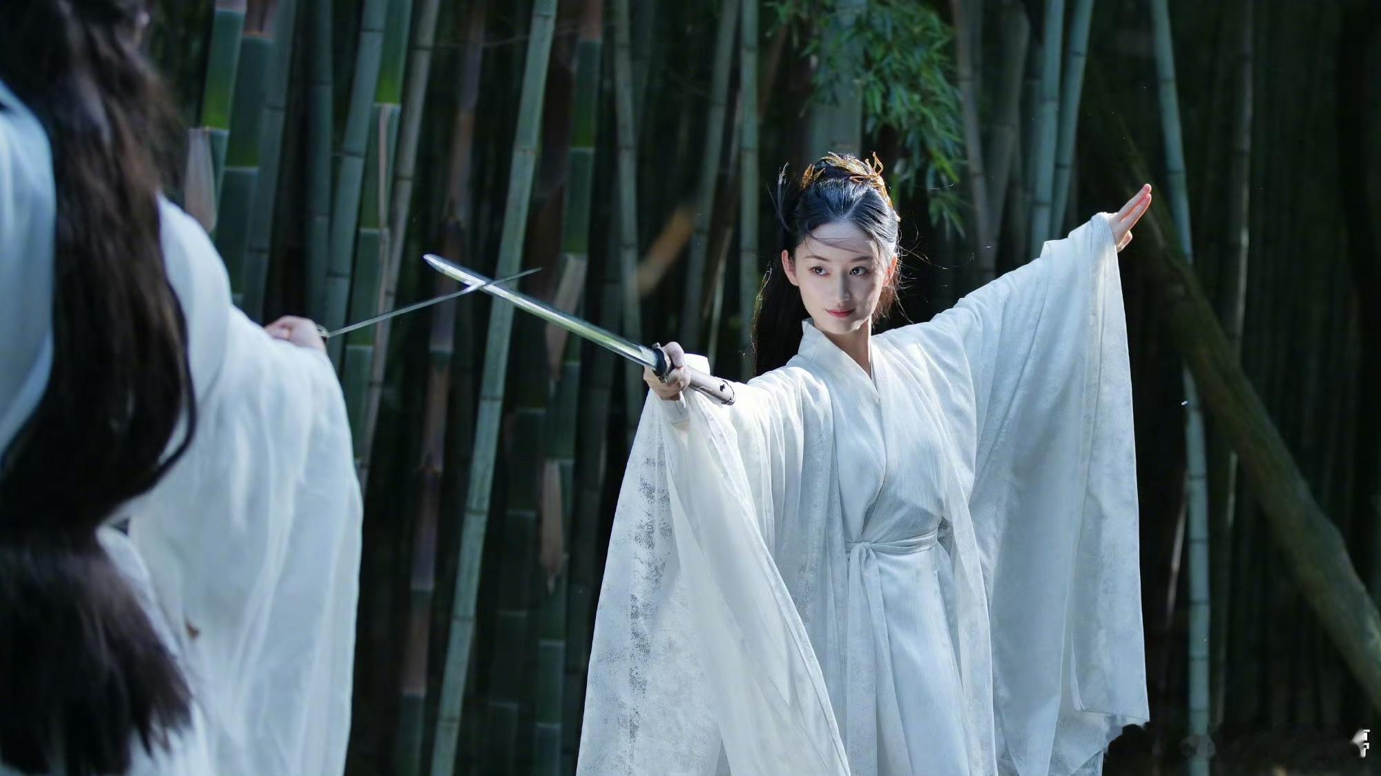 郭晓婷平等地爱每一个角色谁懂啊，郭晓婷演的每个角色都有自己的故事感，不管是主角还