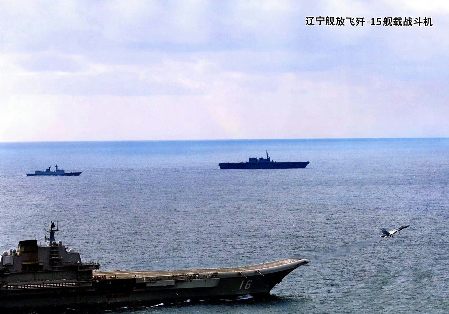 什么叫做围观，这个就是[嘻嘻][嘻嘻][嘻嘻] ​​​