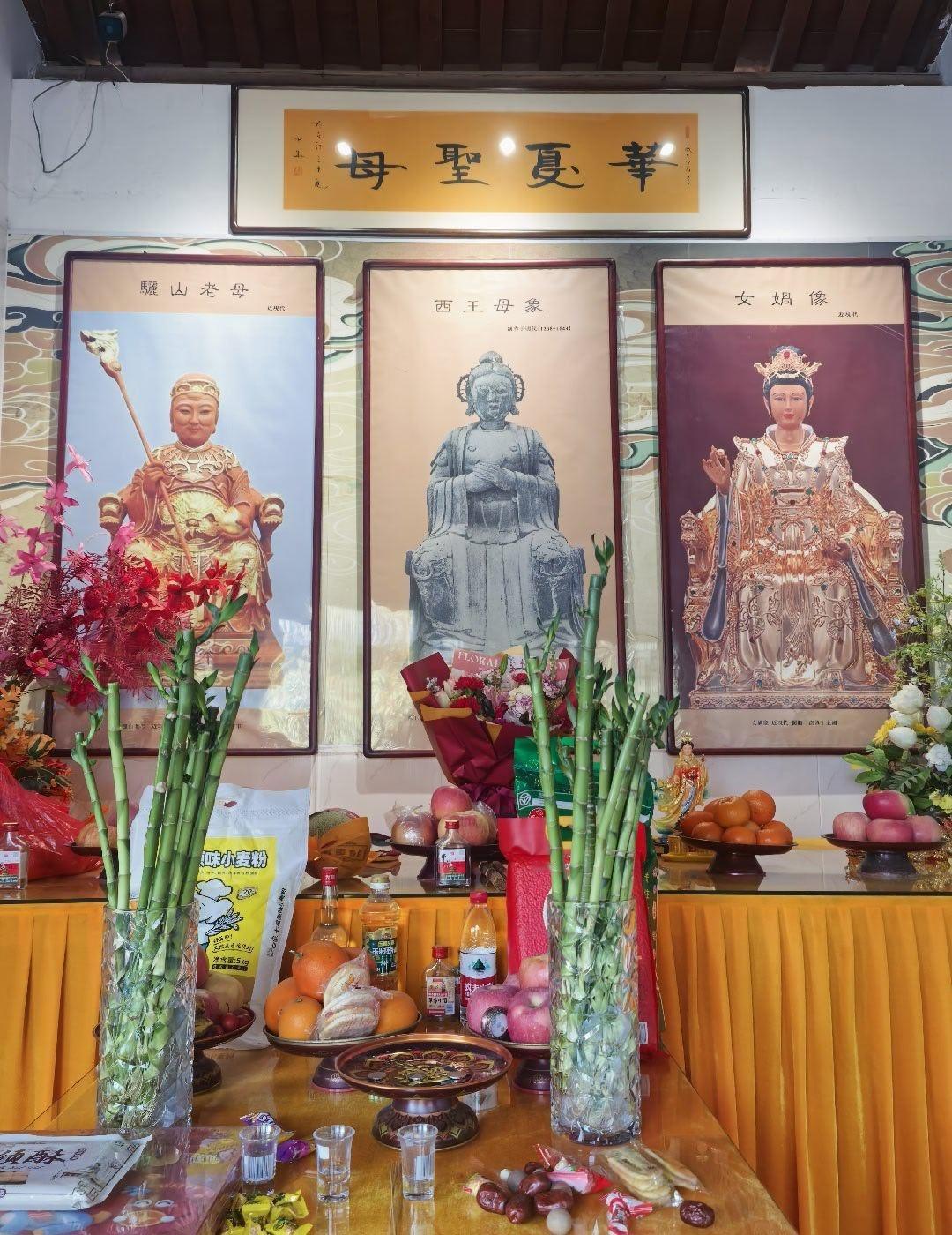 确实不错，这个眉毛有动过吗？

白瘦幼之类，个人从来就不欣赏不习惯。要知道气血饱