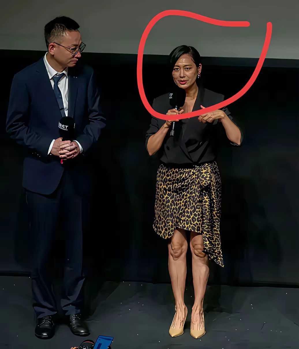 曾经多少男人心中的白月光女神也老了