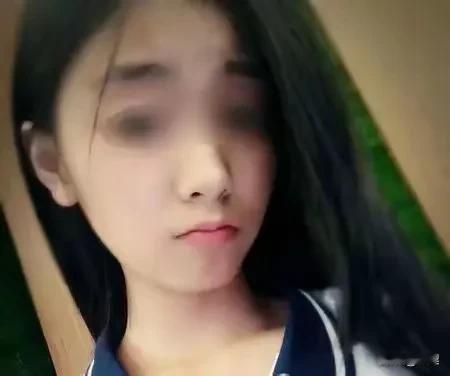 湖北武汉，14 岁女孩辍学后在 KTV 陪酒，连饮 10 瓶啤酒后，又和 3 名