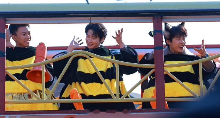 周五晚高疯的鱼眼镜头已经nextlevel了周五晚这综艺官宣直接炸场，明星们集体