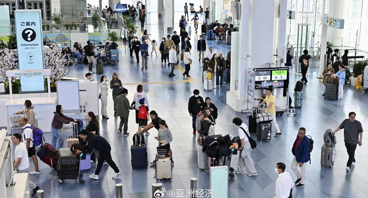 【赴日旅游热情居高不下 韩国对日旅游收支赤字创历史新高】韩国民众赴日旅游热情持续