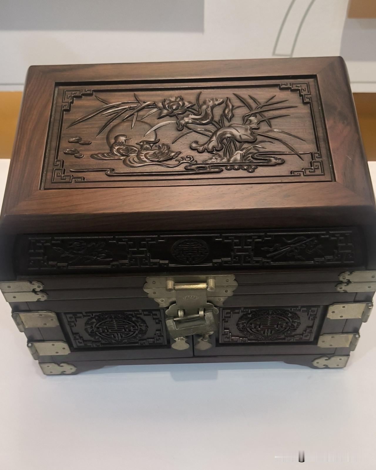 晒图笔记大赛常熟的红木家具特色榫卯结构，苏作工艺。