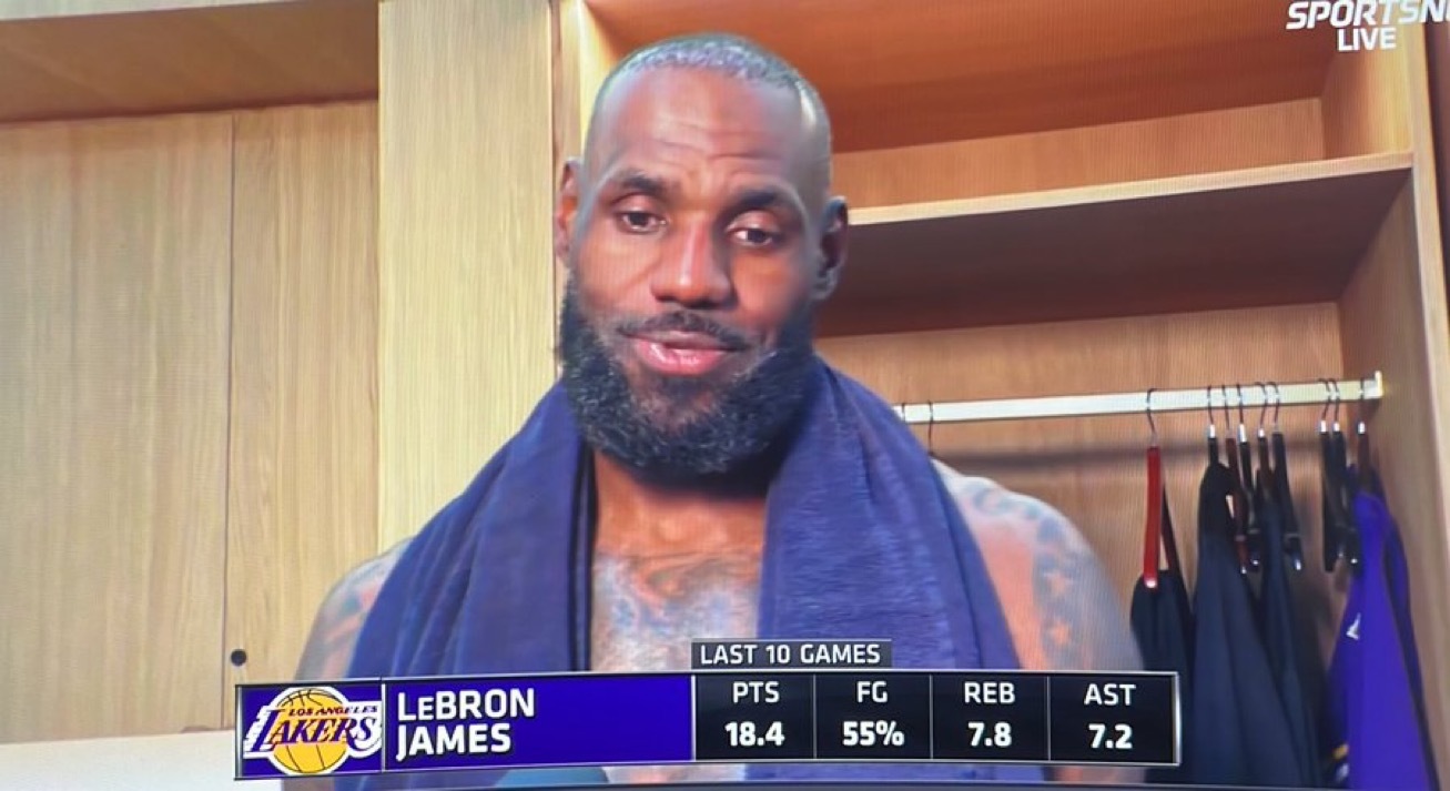 詹姆斯迎来新的挑战！“我告诉自己，40岁的时候，我想做一些……嗯……一些我可能不