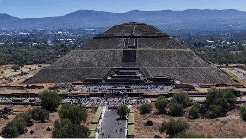 墨西哥旅游胜地突发枪击事故，现场有人员伤亡

当地时间20日，一名枪手在墨西哥城