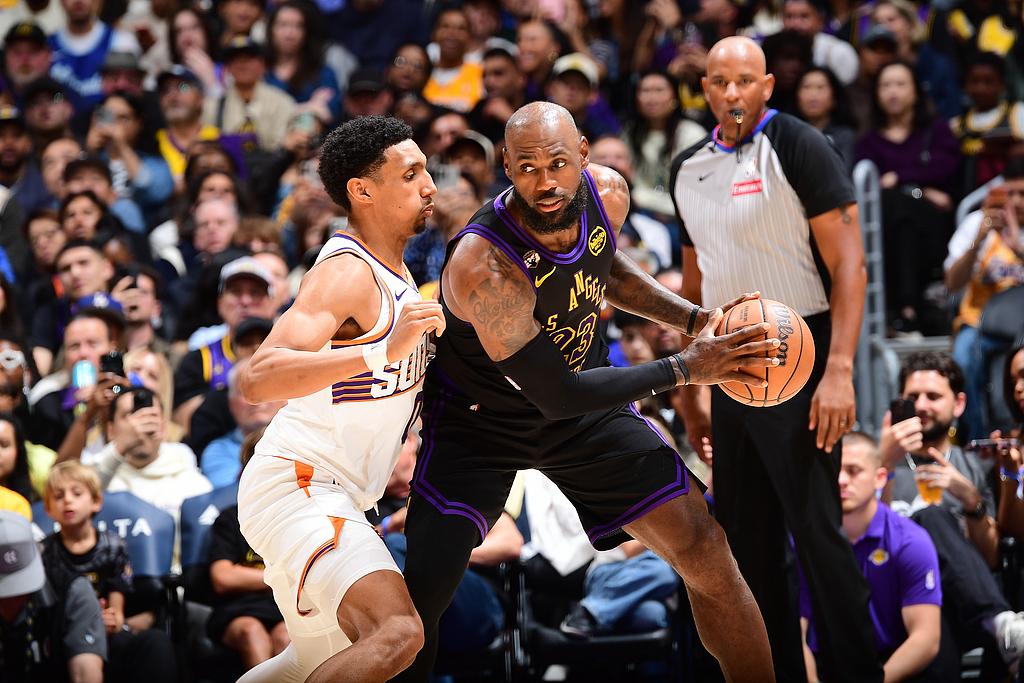 西部座次基本排定，湖人季后赛再战火箭

北京时间4月11日中午，随着湖人主场以2