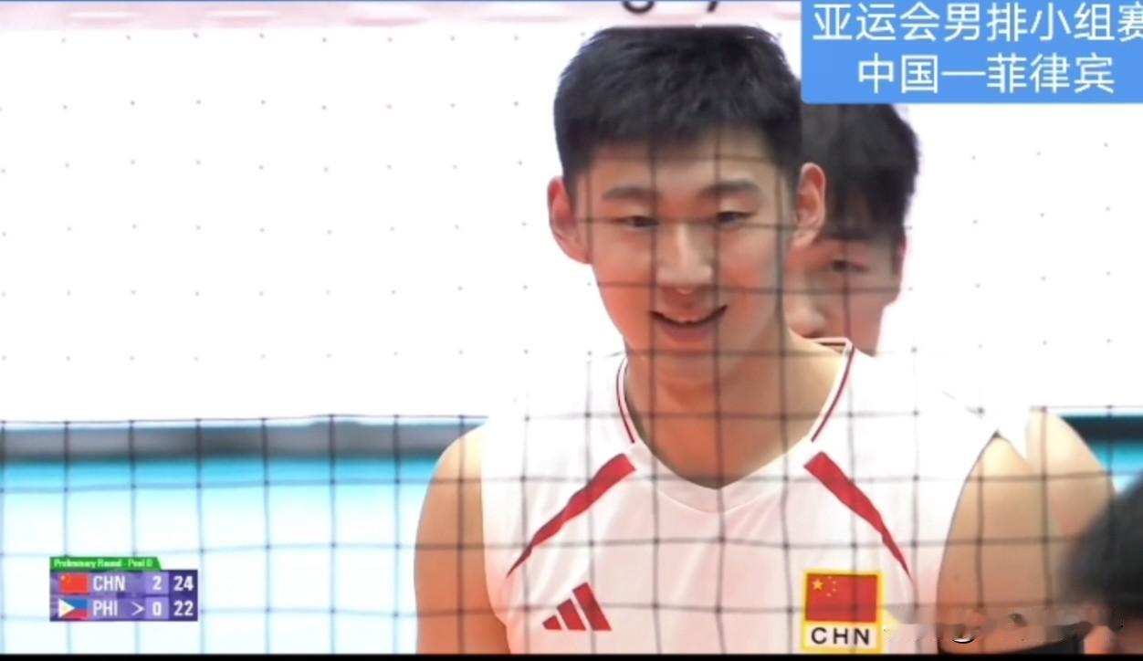 中国男排3-0菲律宾，亚运会迎来两连胜!
2826亚运会男排小组赛，中国男排首战