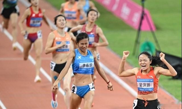 全程表现强势吴洪娇夺全运女800米冠军 两年集全五大赛桂冠即将完成另类小满贯11