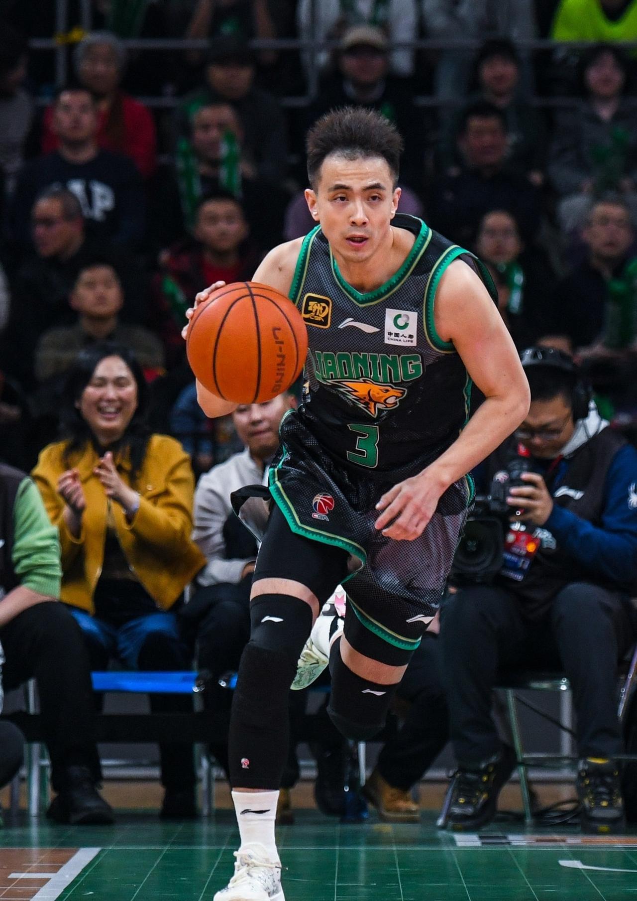 史无前例绝无仅有！辽宁输给宁波继伟低迷不负当年呀！
辽宁客场62:75不敌宁波终