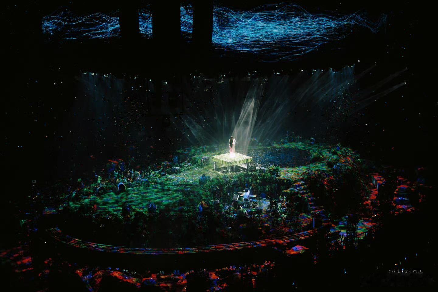 单依纯纯妹妹2.0演唱会 蛋岛美学，自成浪漫宇宙！巡演专属舞台设计太惊艳，沉浸式