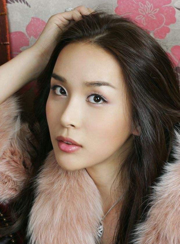 韩国变性女艺人，河莉秀30年过去了，她现在怎么样了？2026年8月18日，51岁