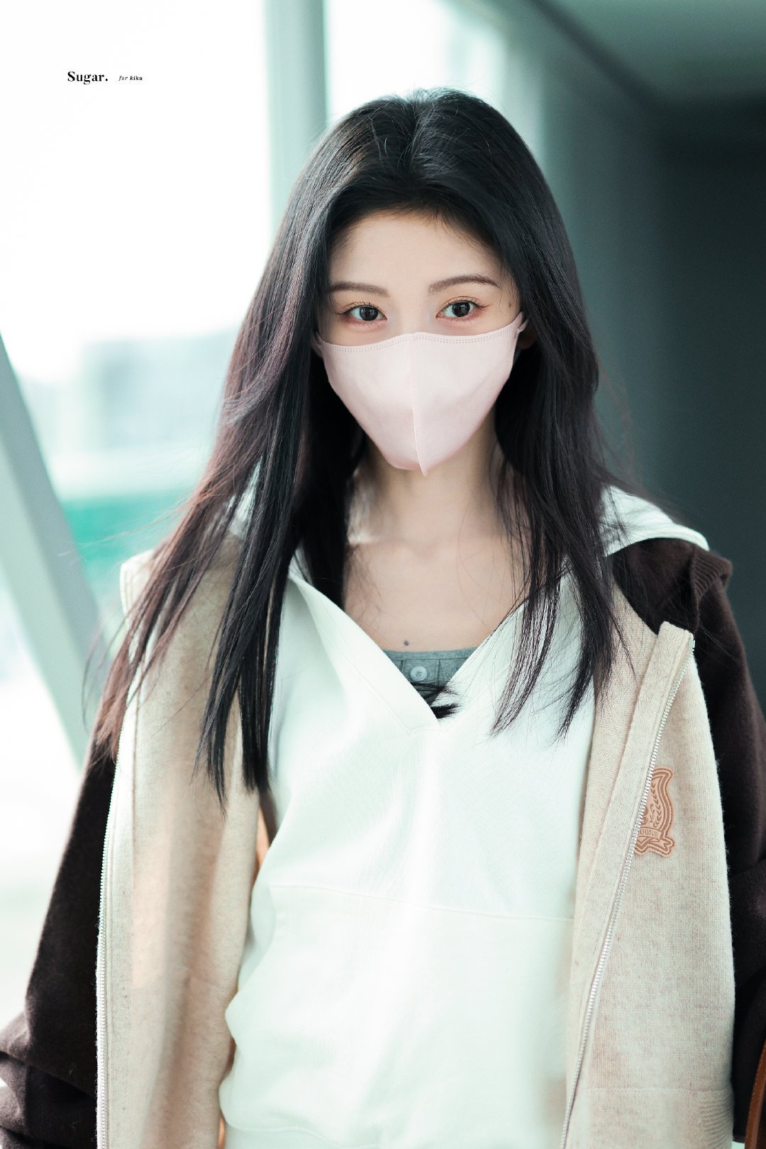 jjy鞠婧祎jjy 鞠婧祎露芜衣 jjy人潮拥挤我能感觉你