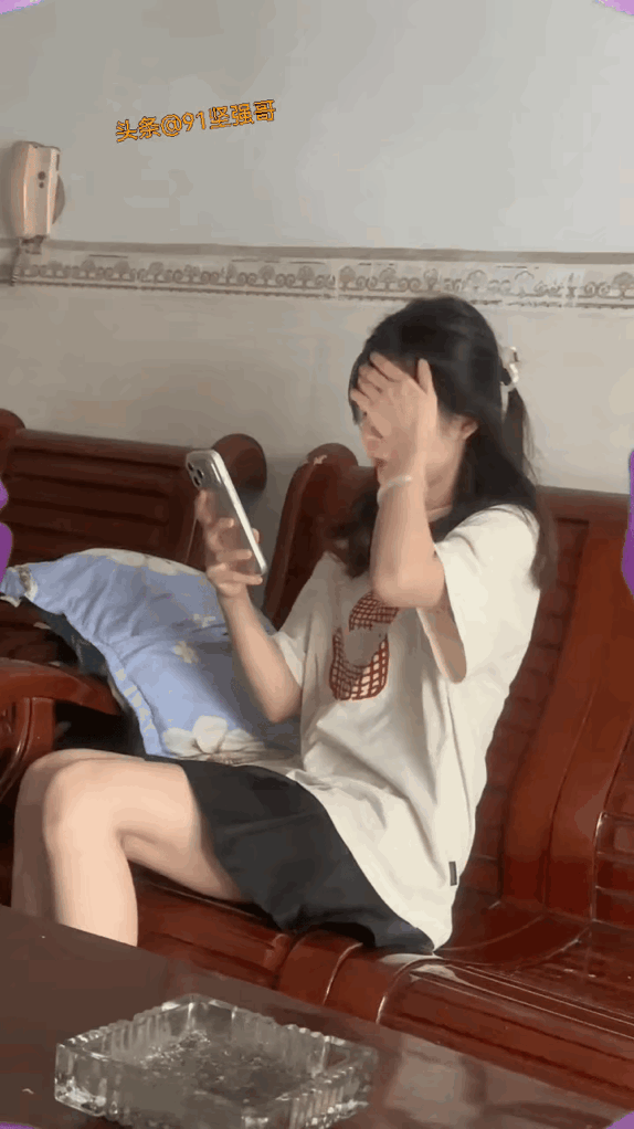 这风光吹在头发上了…
其他位置感觉不到一点风。