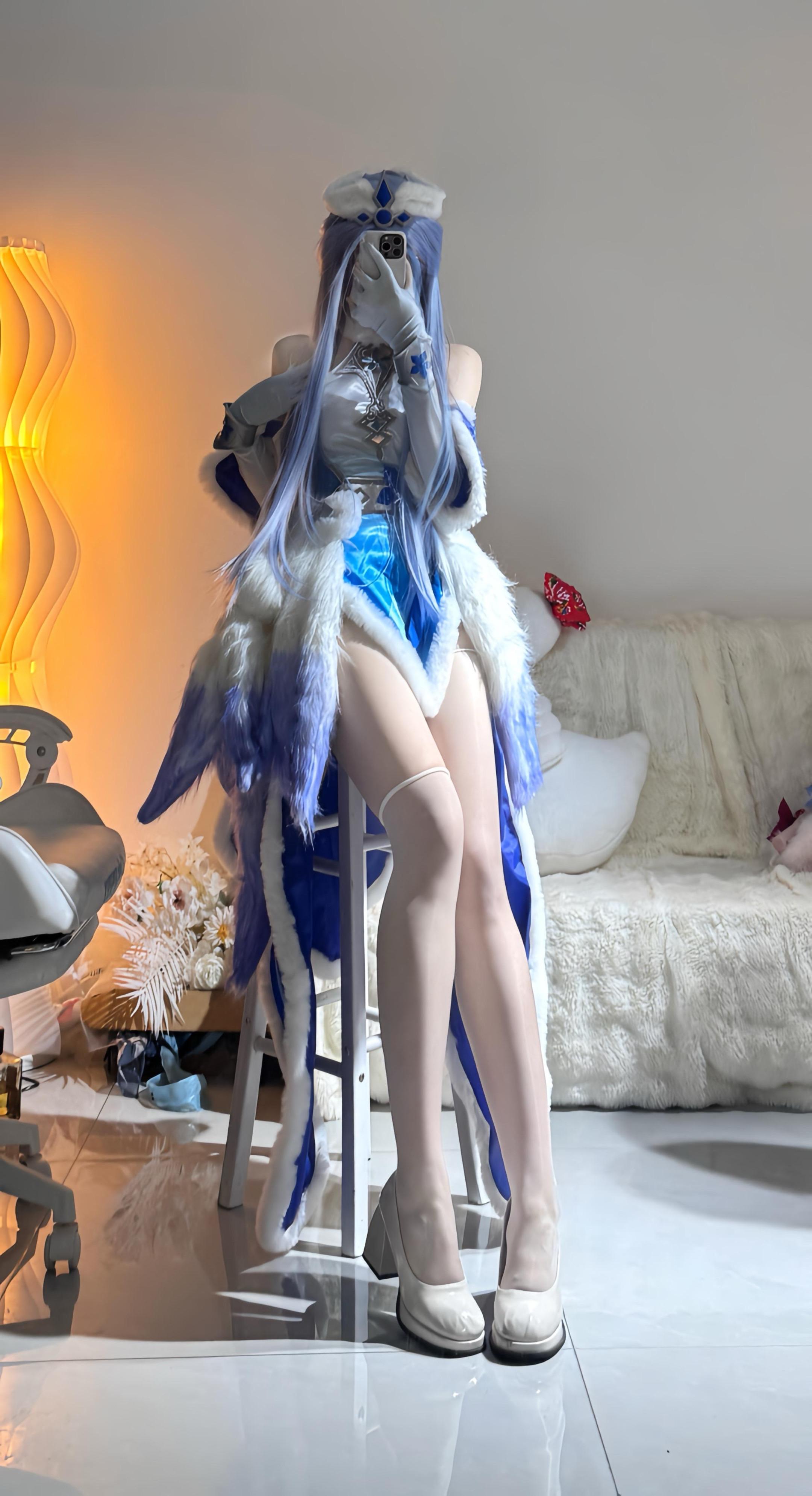 “愿得昭君王 携手共长生”