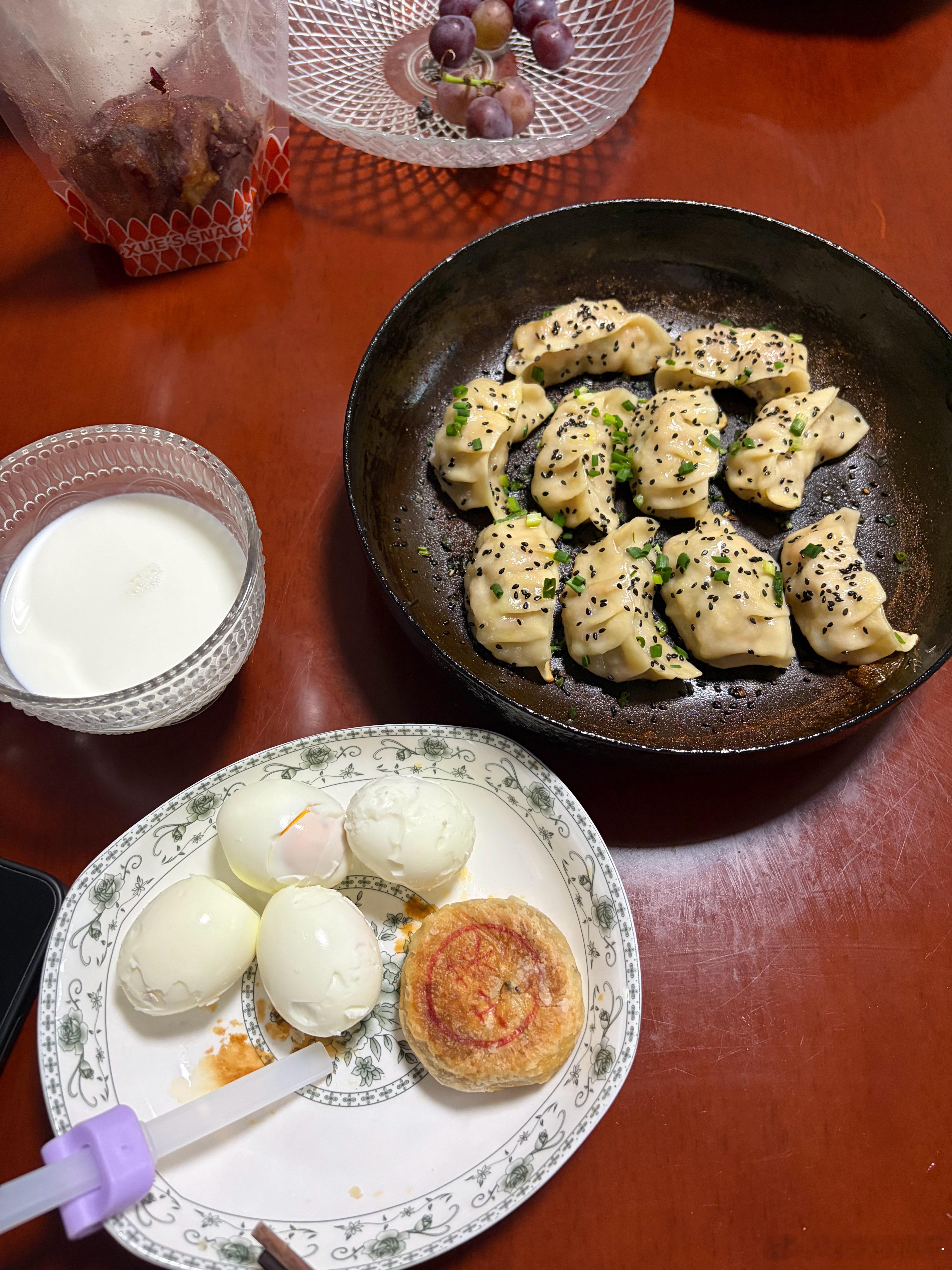 早饭要吃饱 