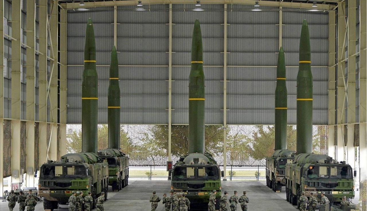 日本导弹试图锁定中国沿海！很多人以为一旦开战，中国老百姓会遭殃。错了！真相是日本