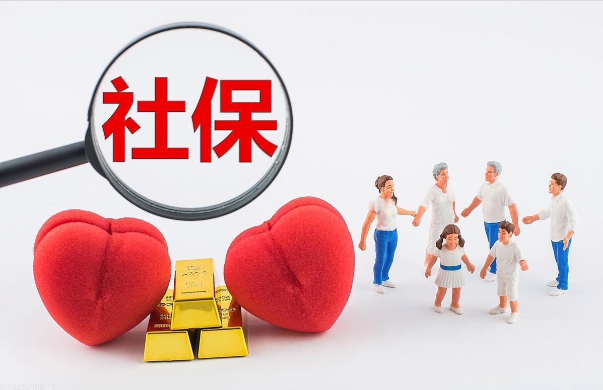 小区经营多年的幼儿园关门停止招生，产科病房待产的孕妇变少，老年食堂却越来越热闹，