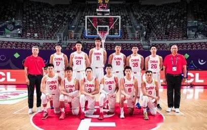 中国男篮90比68力克约旦男篮锁定C组小组第一 直接晋级本届亚洲杯八强。中国男篮