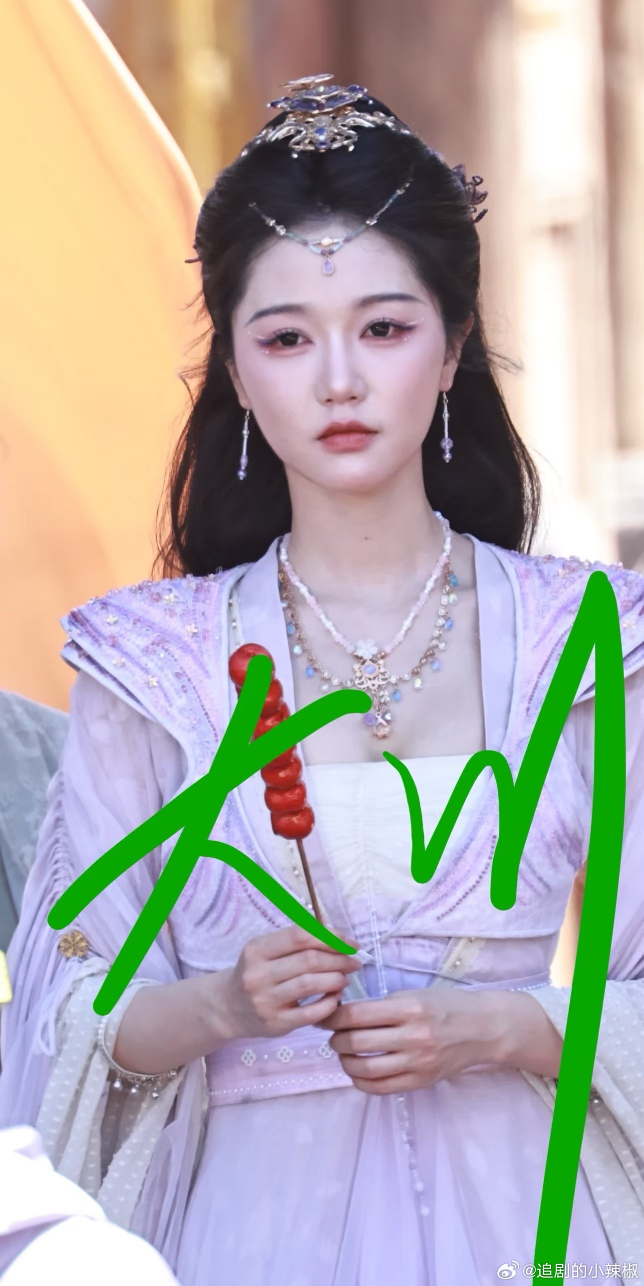 岳雨婷新剧生图，这妆容好看吗[泪奔] ​​​