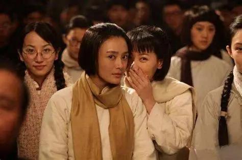 1897年，苏雪林出生在安徽省太平县的一个旧式家庭里。 
 
一百零二年后，她在