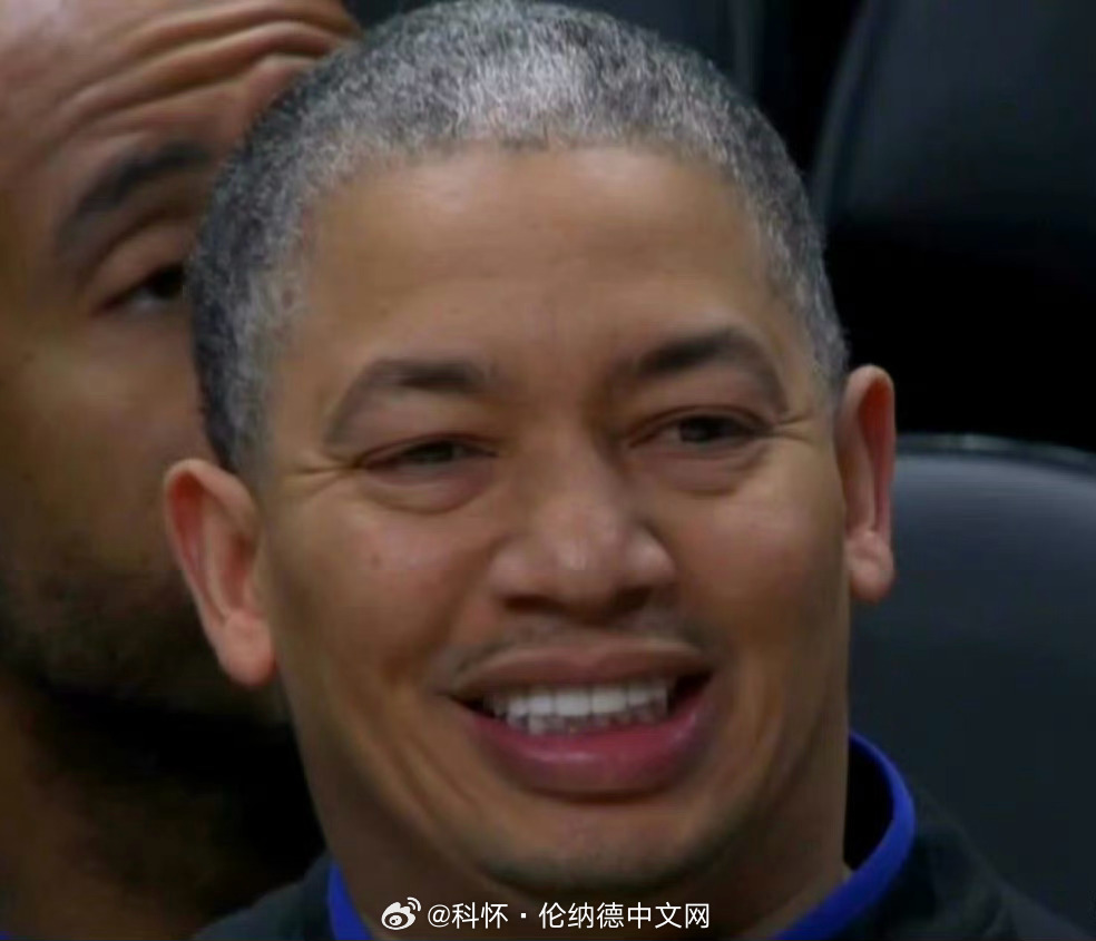 鲈鱼：“能拥有如此多的选择（球员）感觉很棒，我们需要15到20场比赛来理顺轮换阵