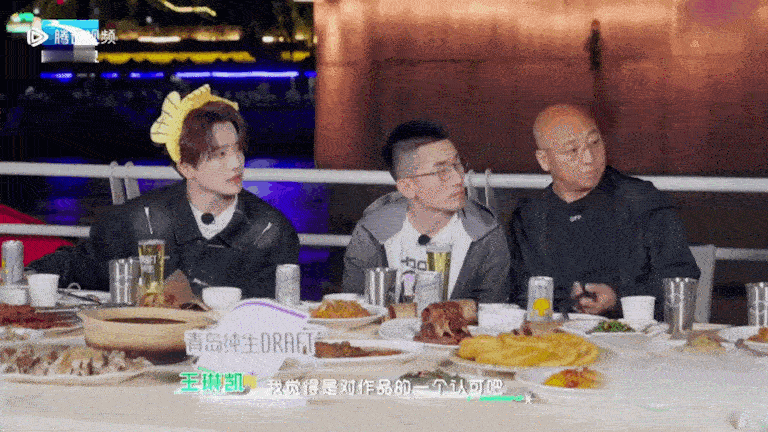 小鬼回应歌比人火 看《出发吧唱游团》里小鬼回应歌比人火太圈粉！他拎得超清，没纠结