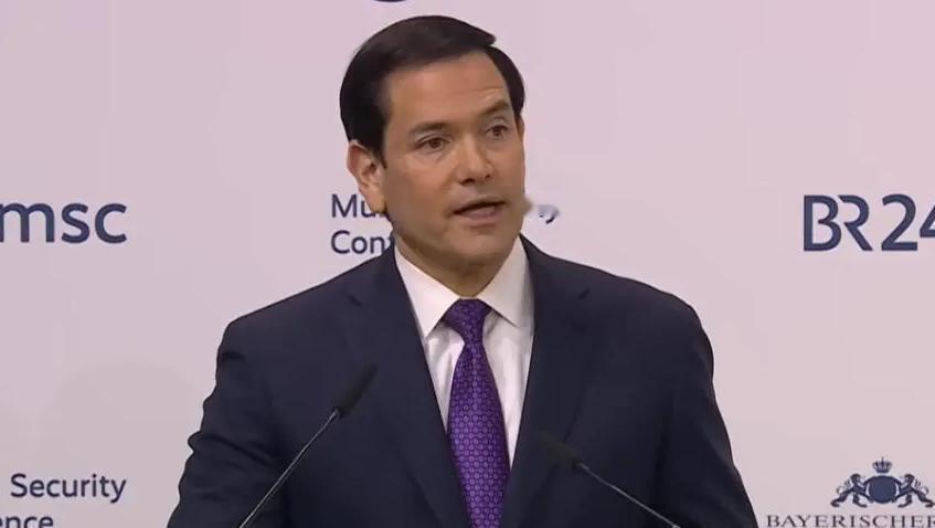 美国国务卿鲁比奥来了波“态度大转弯”。这位曾经被全网贴上“反华急先锋”标签的政客