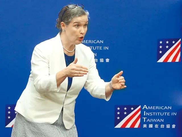 【啥叫睁眼说瞎话？大家看这就是：美国在台协会台北办事处处长声称美国从来没有要求别