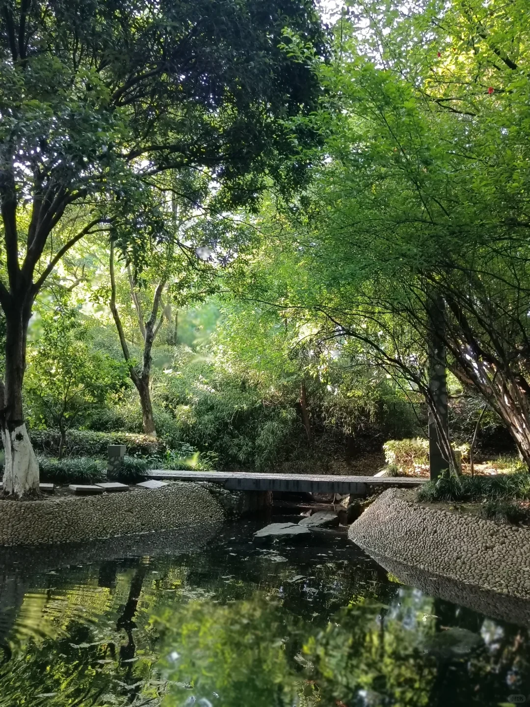 【证监会加强高频交易监管 量化私募：中低频策略或成趋势】财联社5月15...