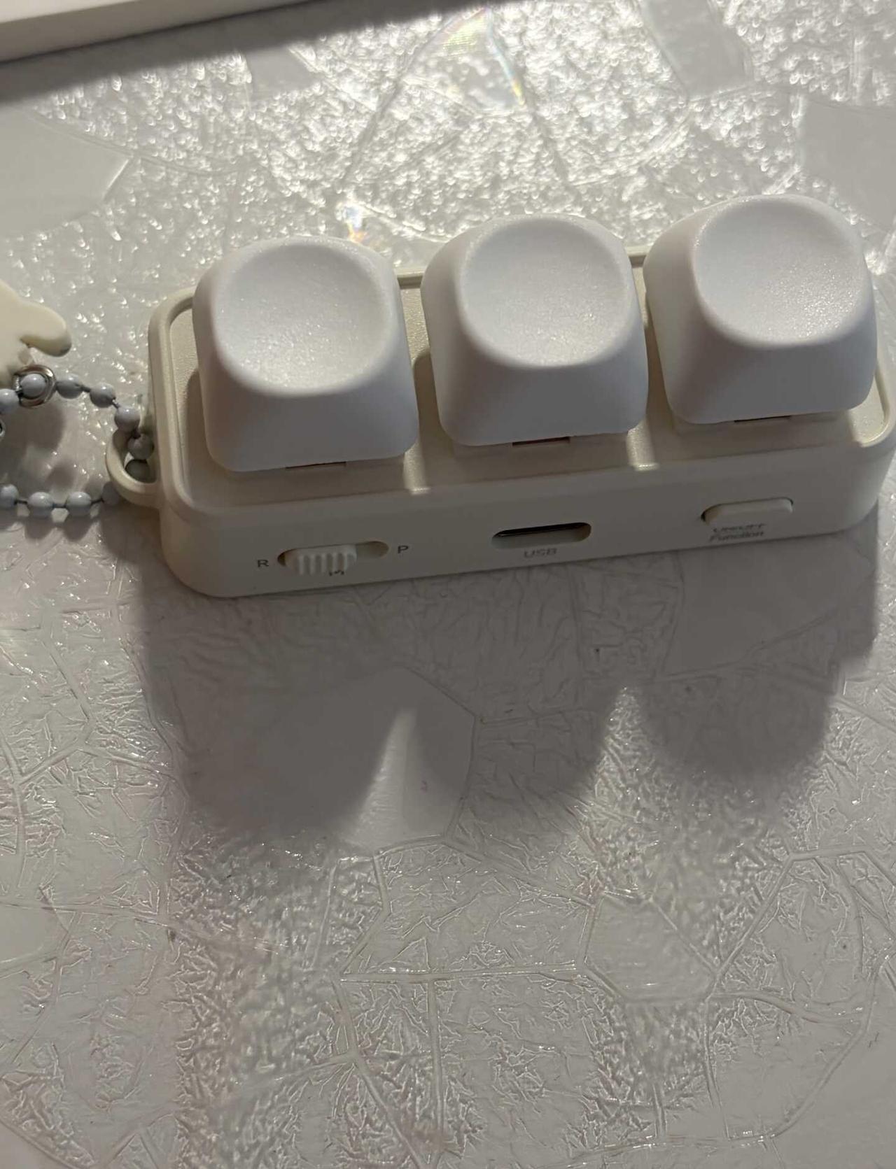 很美萌的翰林阅free3
支持手机和阅读器[惊喜]
非常适合上班摸鱼
陪我的阅星