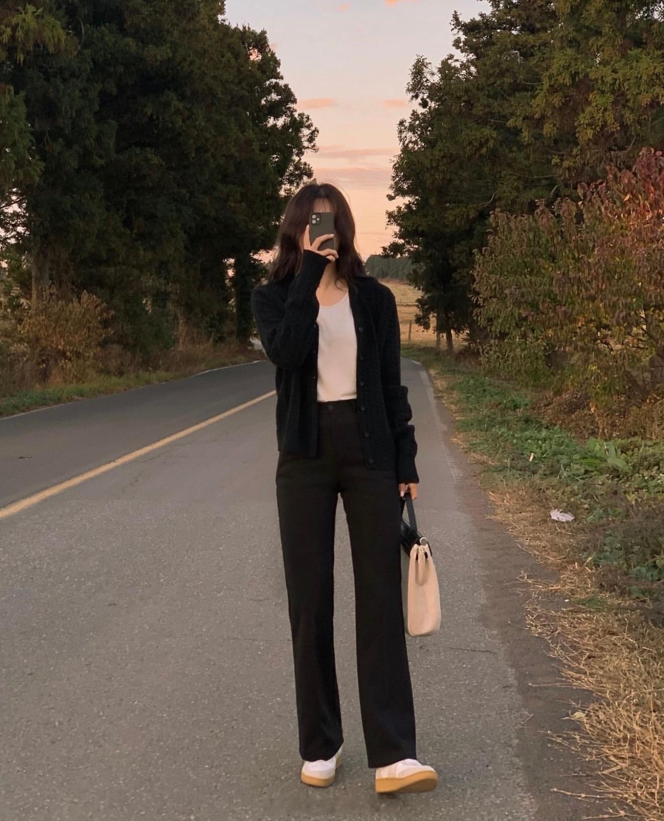 穿搭分享  连续更新第2287天一组韩国女生初冬搭配长发女生看过来 韩系穿搭  