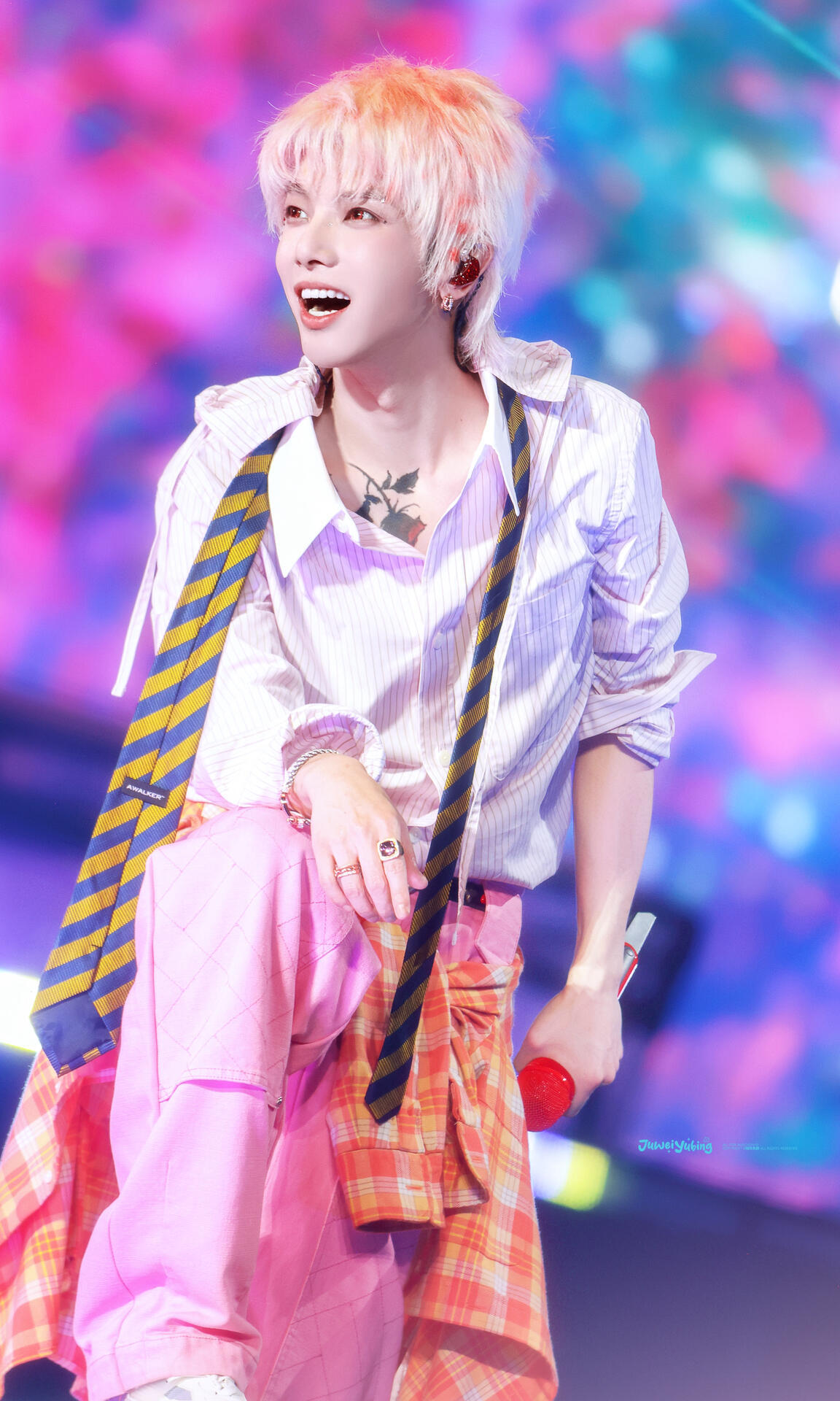 3.21阜阳斑马音乐节，华晨宇开唱！火星人速速集合，现场红海必须安排上。华晨宇