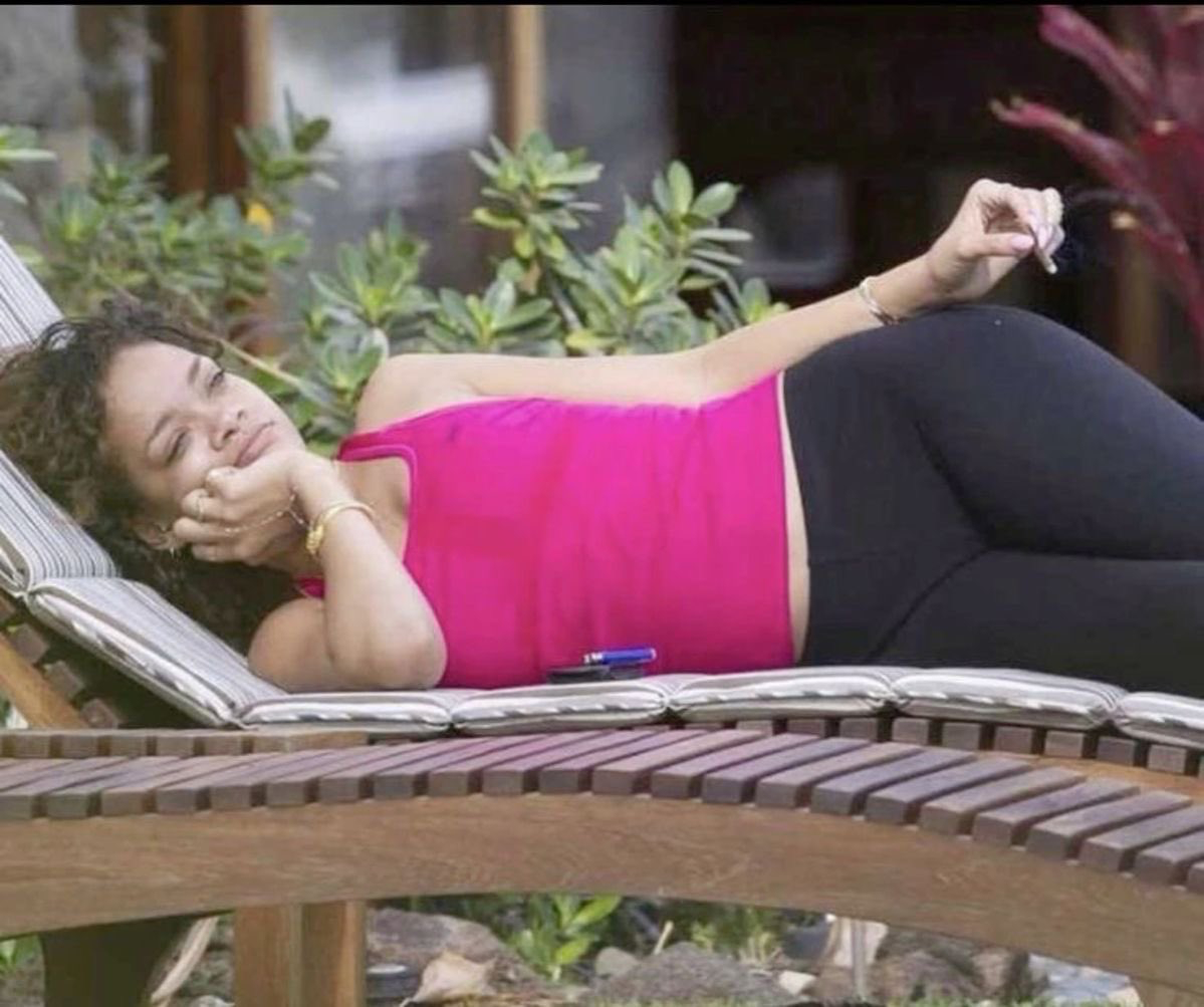 Rihanna蕾哈娜历年发行专辑一览：2005-Music Of The Sun