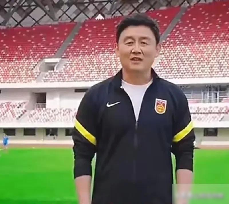 看着中国小将接连在海外夺冠、签约欧洲豪门，心里真的又欣慰又憋屈！明明我们不缺足球