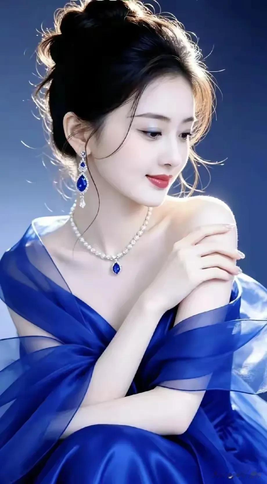 深邃蓝纱裹着星光，珍珠与蓝宝石相映，优雅如梦✨
美女穿搭照 气质小美女穿搭