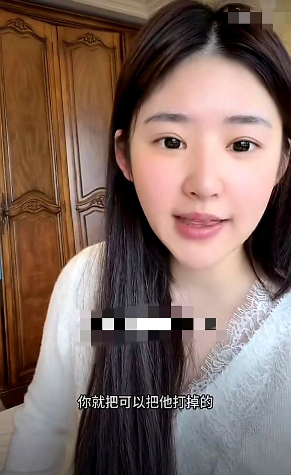 王思聪的女儿，闪闪一个标签喊出11万广告费，你敢信这抚养费她妈直接从你口袋里掏。