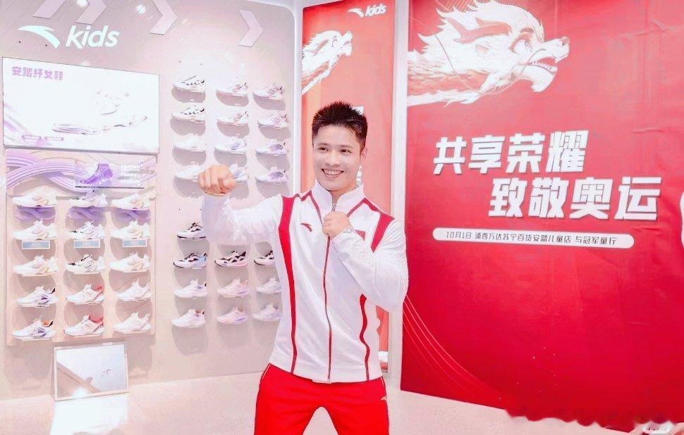 #李发彬的鞋子能承受14个成年人重量#科技真的可以改变生活，也让我们看到了不一样