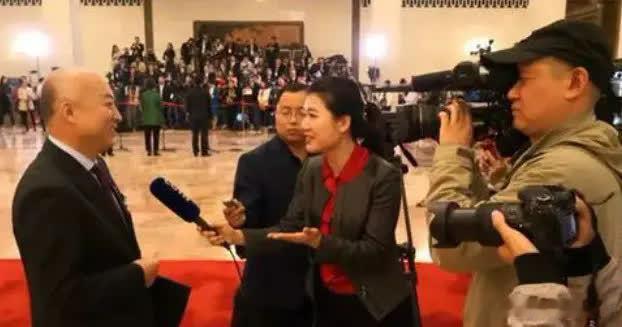 台湾网民想出了一个谁都没想到的解法：不打仗，不谈判，直接集资去澳大利亚买一座岛搬