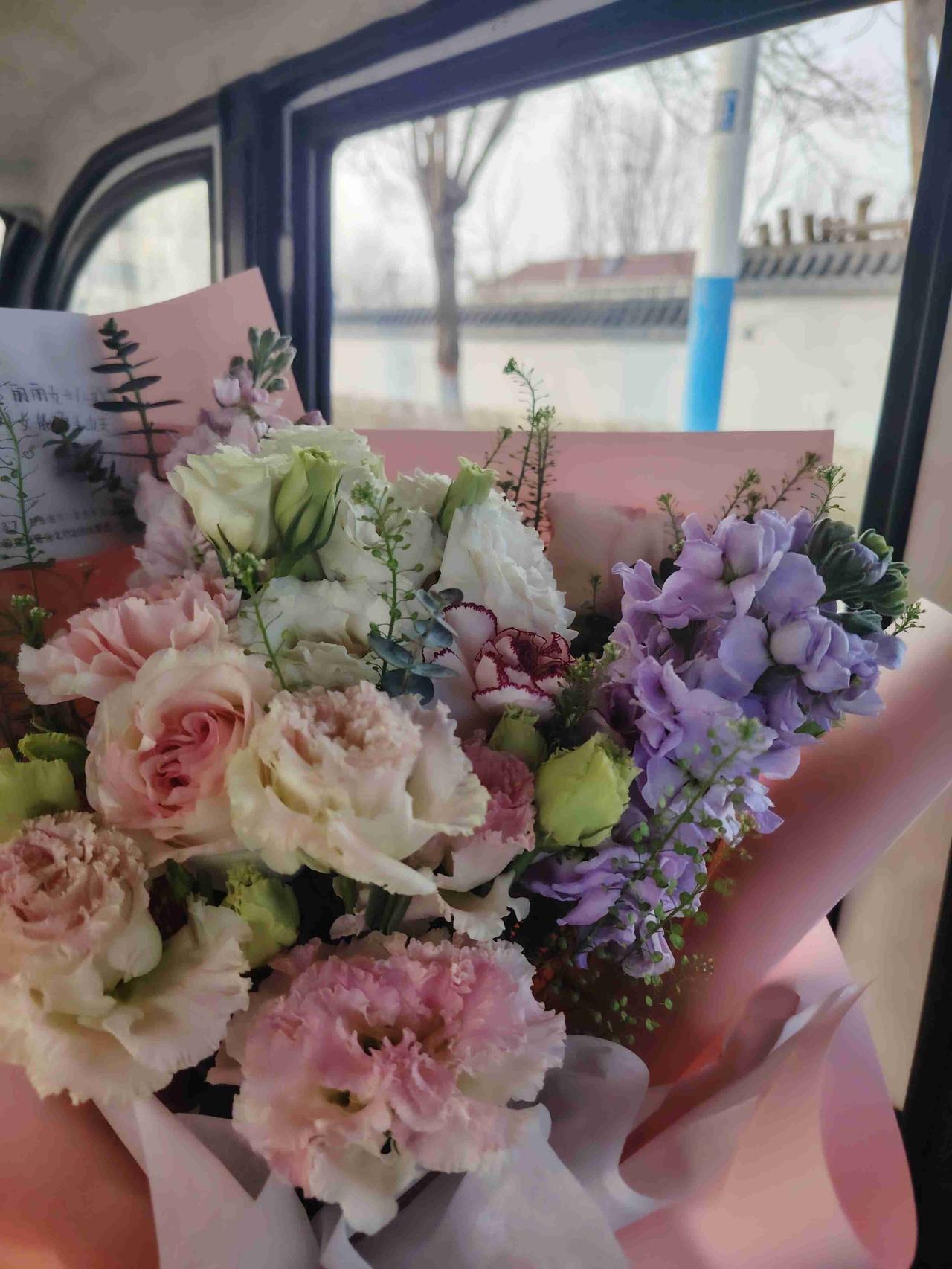 我的今日状态：💰期待暴富
我这里的天气：☀️晴天