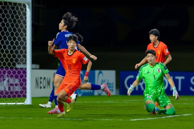 东体：从0-7到2-3，中国足球离战胜日本已越来越近