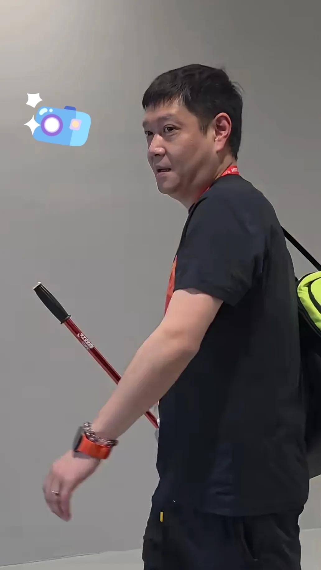 笑不活了！邱贻可元宵节发祝福，嘴瓢直接喊中秋快乐，这迷糊劲儿真的没谁了！
 
正