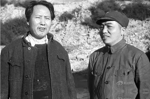 1965年彭德怀拒绝复出，亲自给毛主席写信，主席：你赶紧过来
1965年的中国，