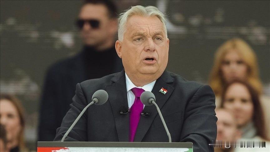 匈牙利“抢跑”了：总理欧尔班刚和俄方谈完4小时高层会谈，转头就派大规模商业代表团