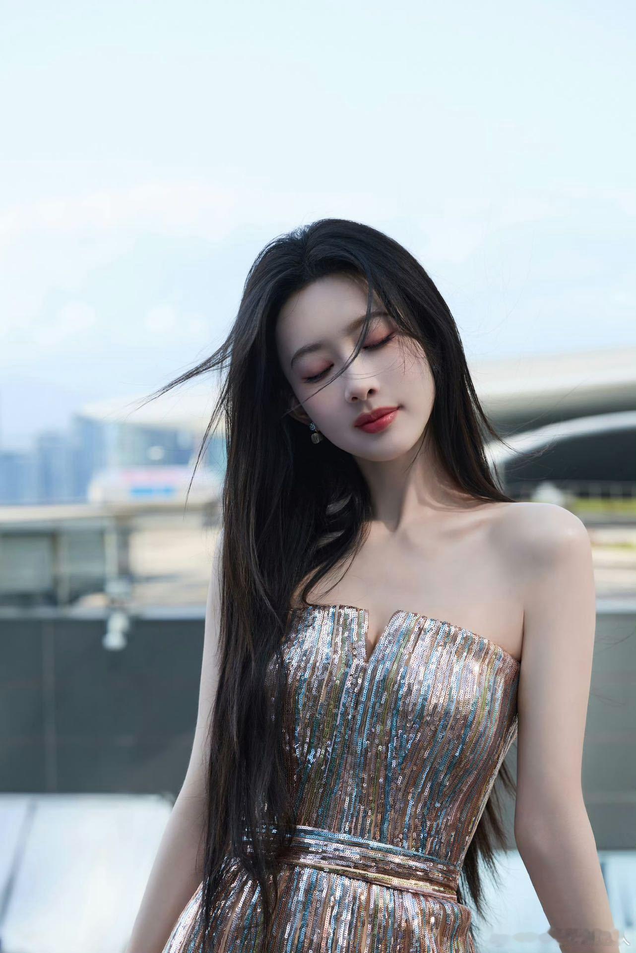 孟子义月初收官月末开机孟子义刚杀青又进组 此次月末开机的全新现代剧，和她近期的古
