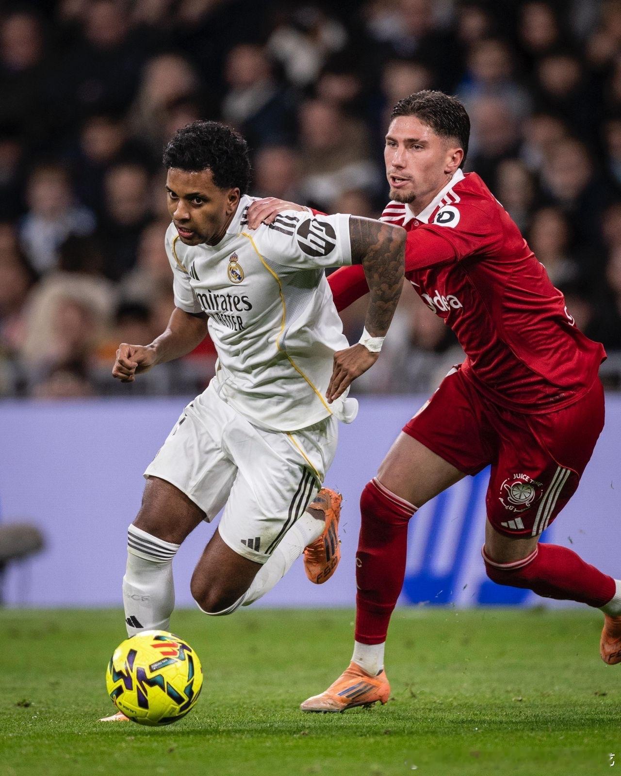 罗德里戈在对阵塞维利亚的比赛中创造了4次绝佳得分机会。要知道在本赛季，皇马队中没