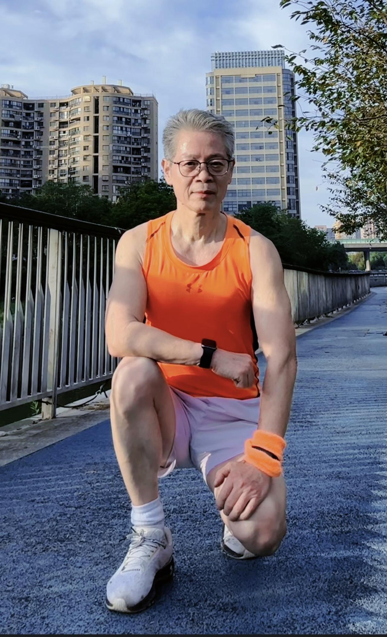 为什么健身很难坚持？本质上，它本身就是一件反人性的事。
要抽出时间、投入精力，流