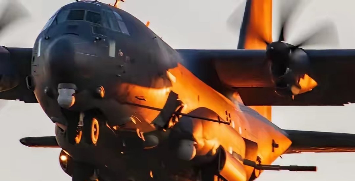 这次大规模调兵，有些人认为可能是剑指伊朗！因为伊朗最近国内局势十分不稳定，正是美