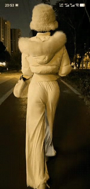 开心快乐迷人的脚步越来越迷人！